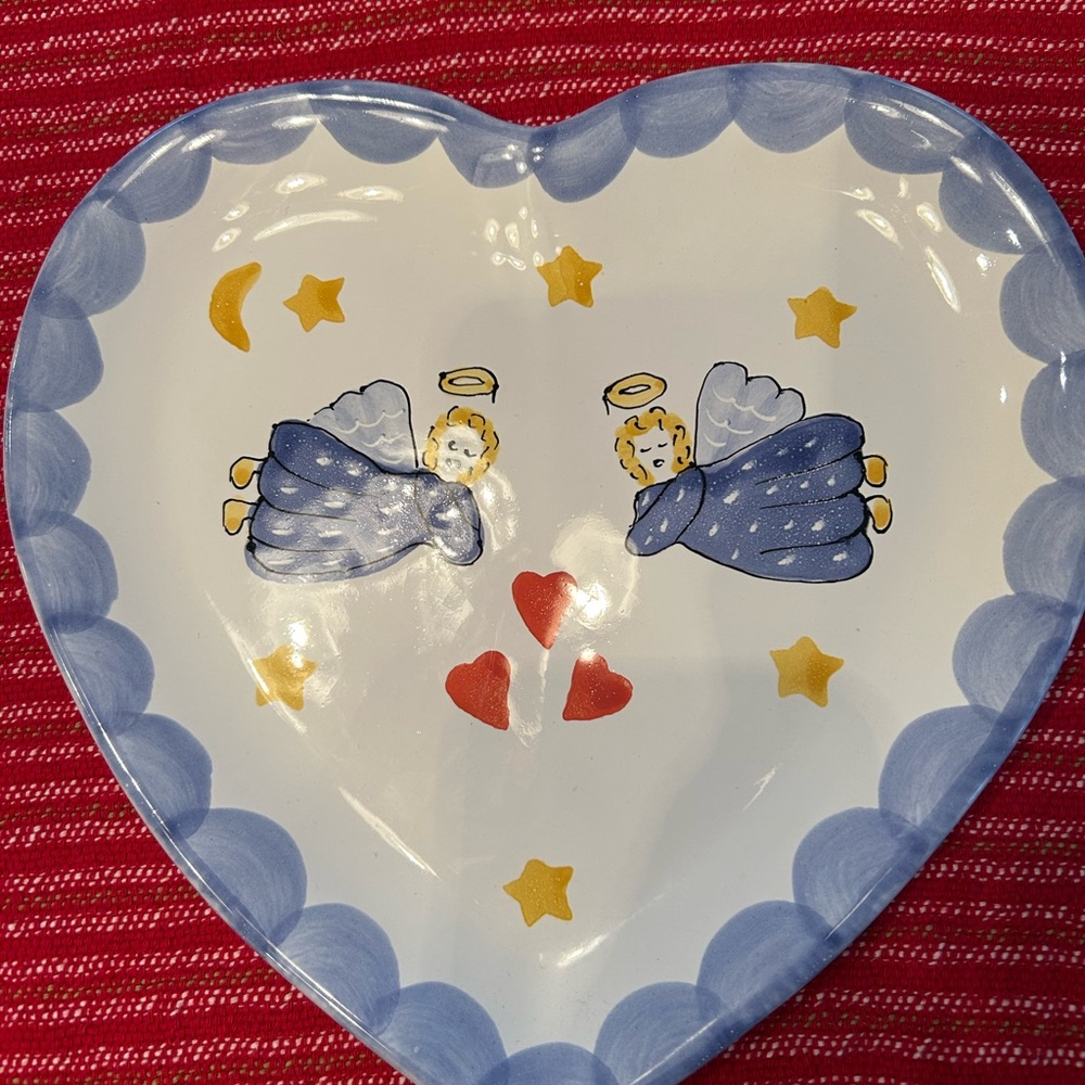 Mesa International Ceramic Heart Plate